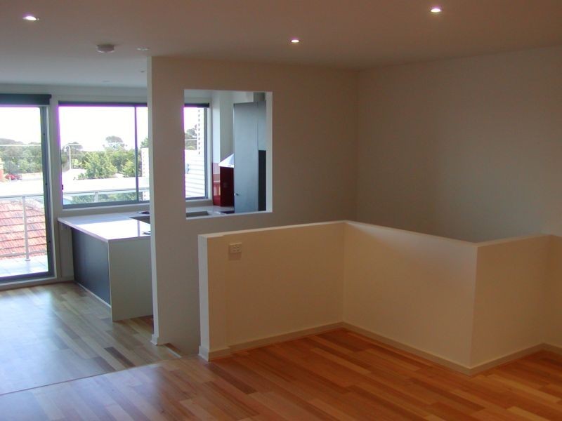 2/7 CENTREWAY, Mordialloc VIC 3195