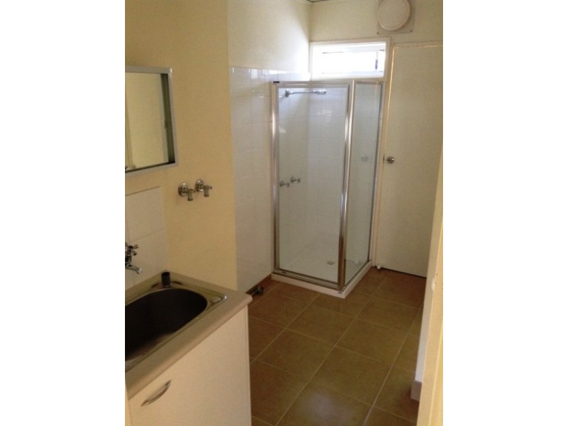 2/14 MELROSE STREET, Mordialloc VIC 3195