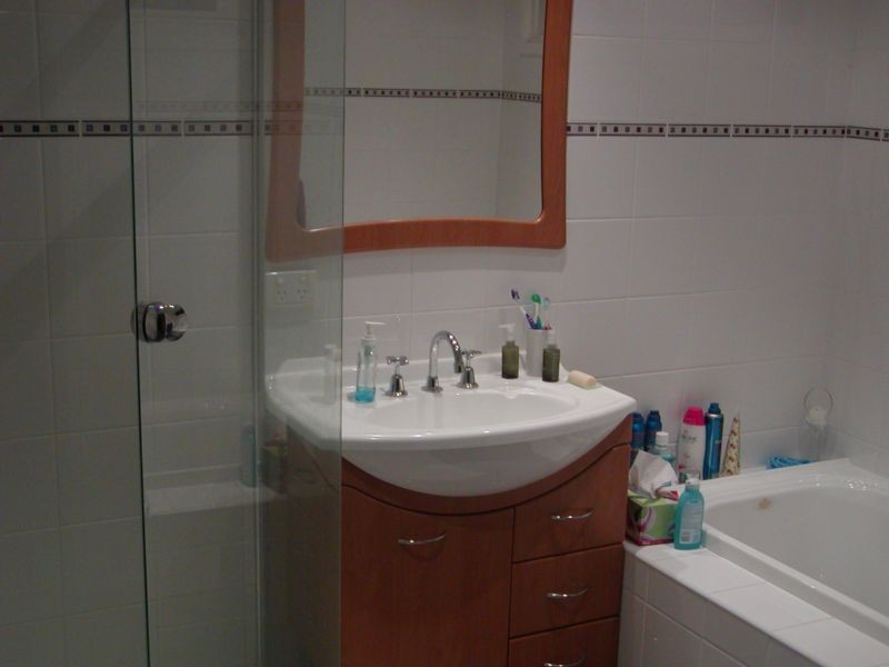 4/2 TEMORA STREET, Mordialloc VIC 3195