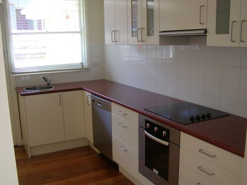 4/8 LABURNUM STREET, Parkdale VIC 3195