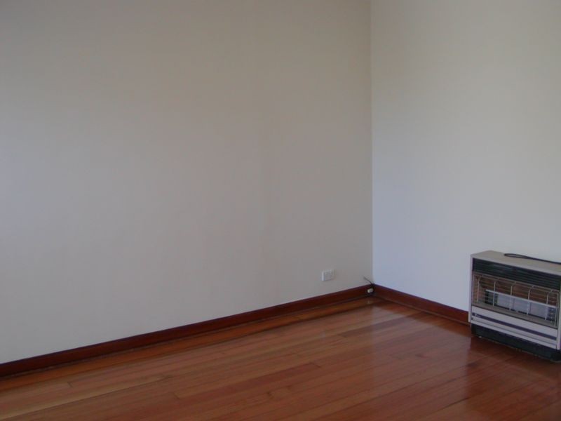 4/8 LABURNUM STREET, Parkdale VIC 3195