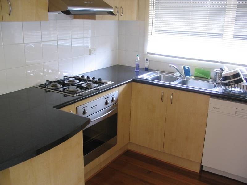 1/2 LAURA STREET, Aspendale VIC 3195