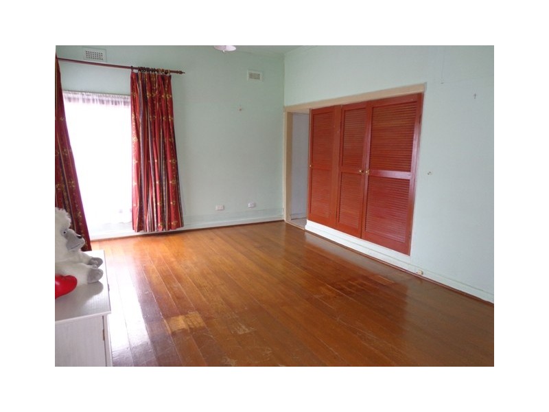 43 EDITHVALE ROAD,, Edithvale VIC 3196