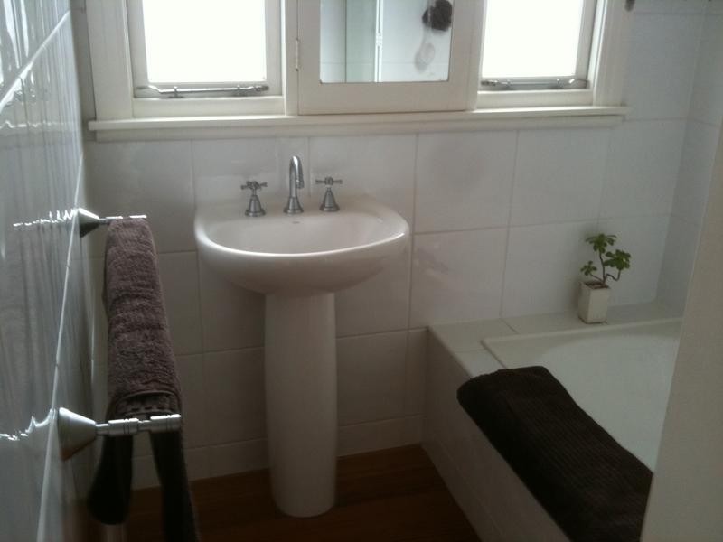 4A MONTGOMERY STREET,, Mordialloc VIC 3195