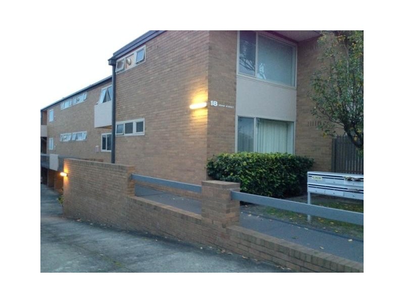 4/18 JOHN STREET, Mordialloc VIC 3195