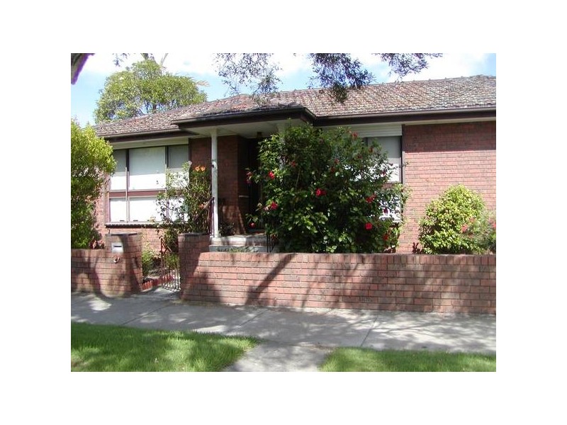 2/25 IMES STREET, Parkdale VIC 3195