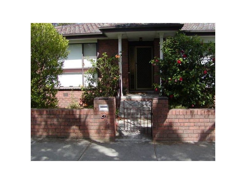 2/25 IMES STREET, Parkdale VIC 3195