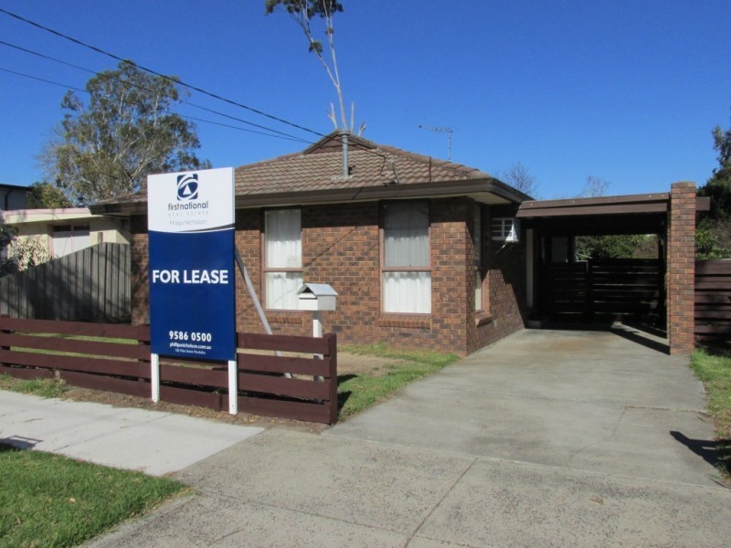 42 BELVEDERE ROAD, Seaford VIC 3198