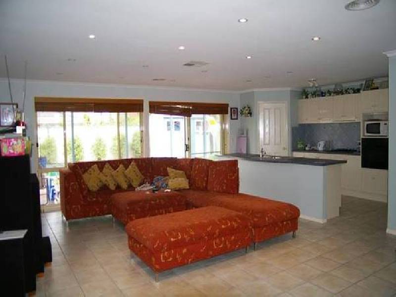 16 REEF COURT, Aspendale Gardens VIC 3195