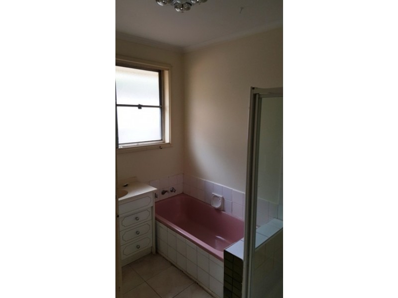 221 LOWER DANDENONG ROAD, Mordialloc VIC 3195