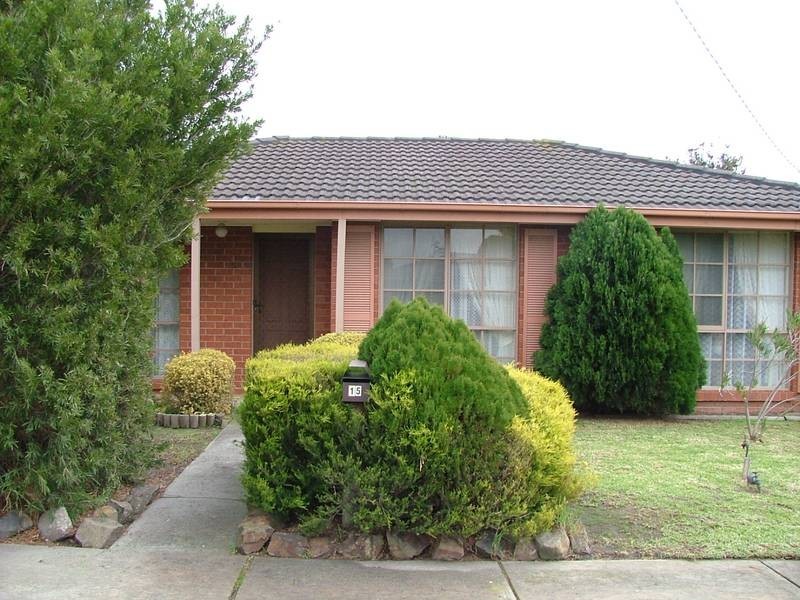 15 RYAN STREET, Seaford VIC 3198