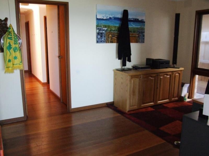 10 GLADSTONE AVENUE, Aspendale VIC 3195