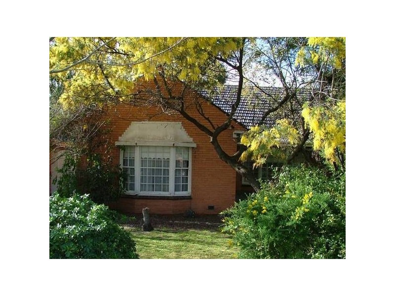 2 Reuben Street, Cheltenham VIC 3192