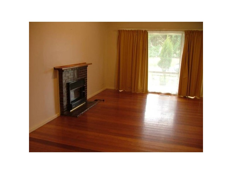 ROSEWARNE AVENUE, Cheltenham VIC 3192