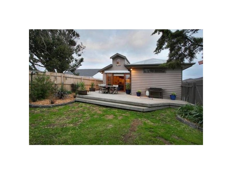 19 SECOND AVENUE, Aspendale VIC 3195