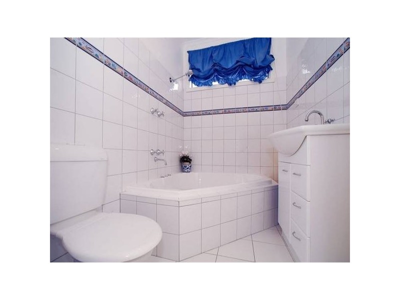 23 COX STREET, Cheltenham VIC 3192