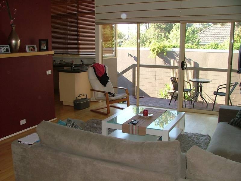 12/3 MANIKATO AVENUE, Mordialloc VIC 3195