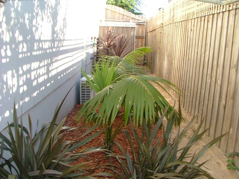 12/3 MANIKATO AVENUE, Mordialloc VIC 3195