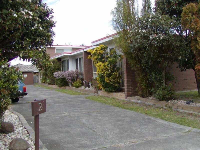 2/2 Ashmore Avenue, Mordialloc VIC 3195