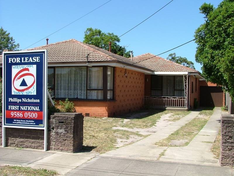 44 BELLEVUE ROAD, Bentleigh East VIC 3165