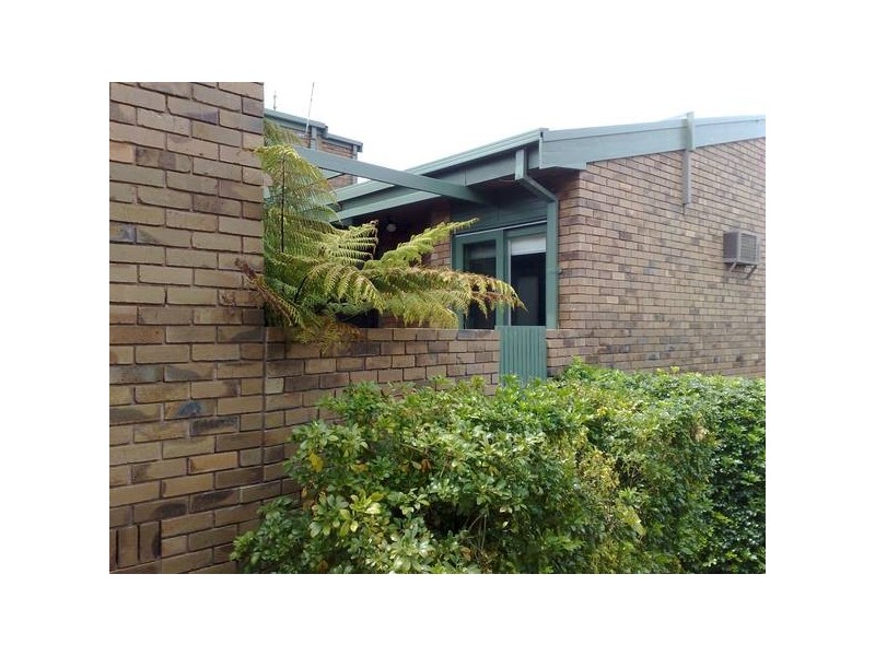 8/60 BEACH ROAD, Mentone VIC 3194