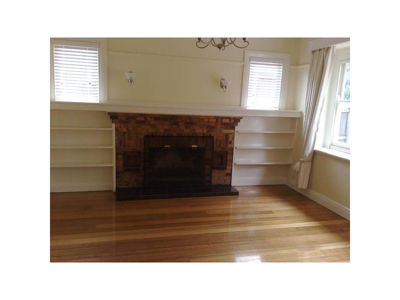 40 FIRST STREET, Black Rock VIC 3193