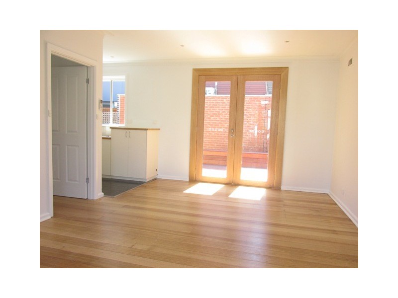 2/3 RENNISON STREET, Parkdale VIC 3195