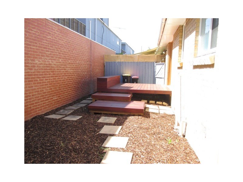 2/3 RENNISON STREET, Parkdale VIC 3195