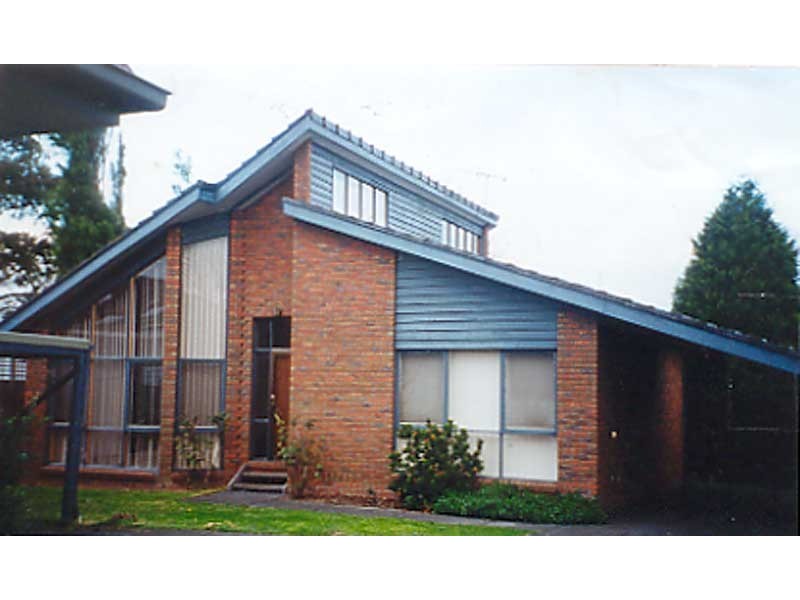 2/18 MCKAY STREET, Parkdale VIC 3195