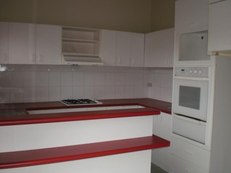 2/18 MCKAY STREET, Parkdale VIC 3195