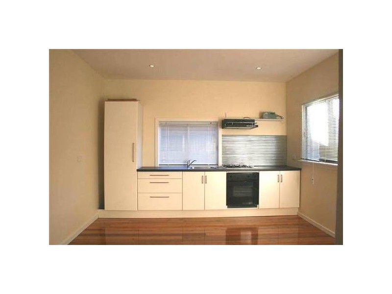 15 Mary Avenue, Edithvale VIC 3196