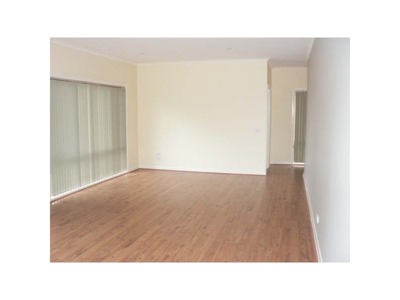 2/8 JOLLY STREET, Dandenong VIC 3175