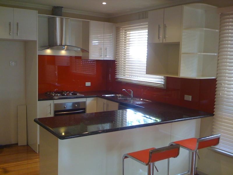 4 QUENGO CRT, Seaford VIC 3198