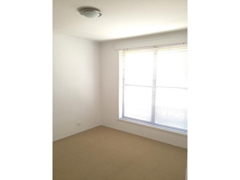 10/103 BARKLY STREET, Mordialloc VIC 3195