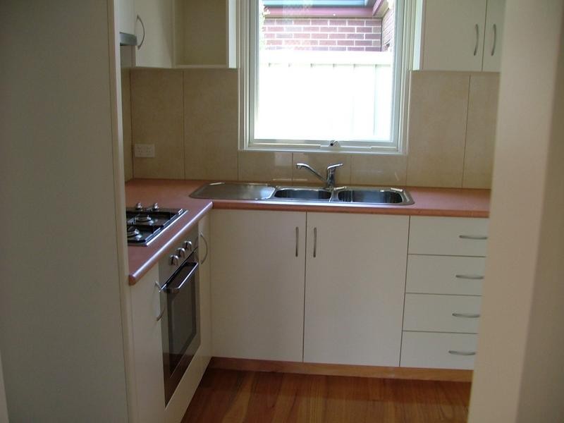 4/32 ORMOND STREET, Mordialloc VIC 3195