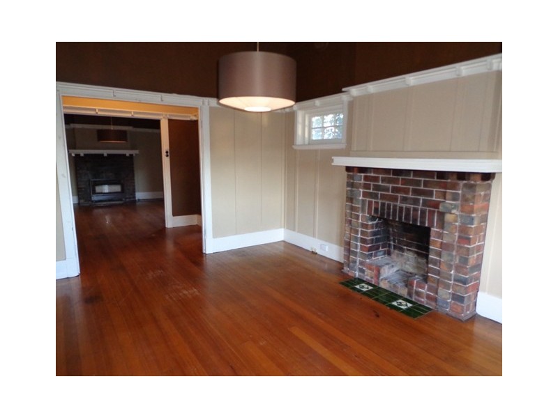 13 MONTGOMERY STREET, Mordialloc VIC 3195