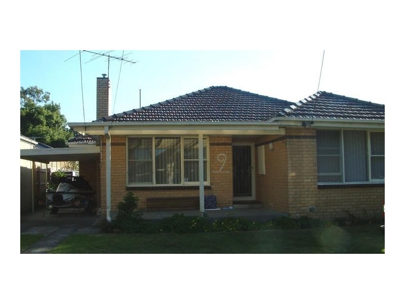 9 CARRIER AVENUE, Mordialloc VIC 3195