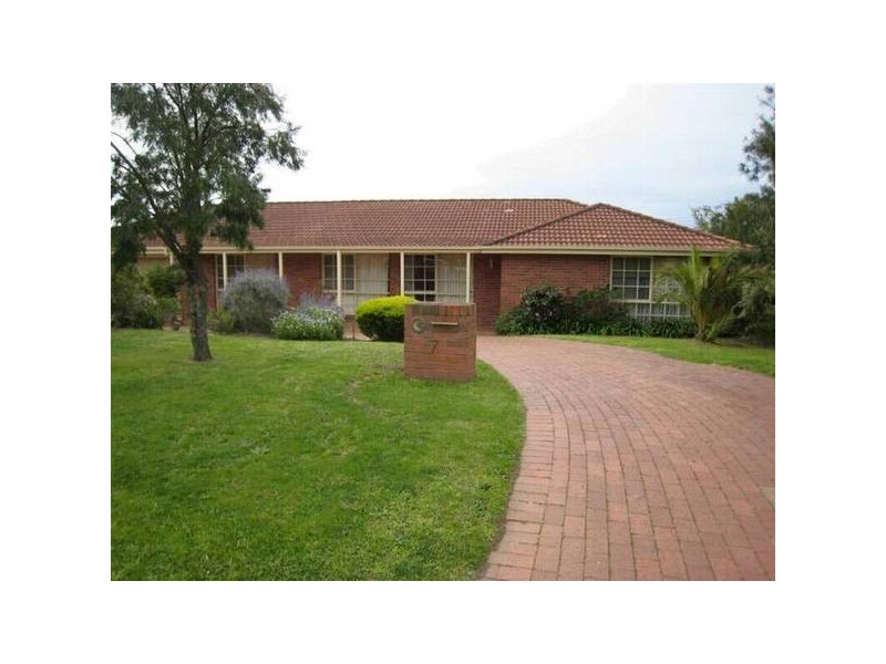 7 Brigantine Crt, Frankston VIC 3199