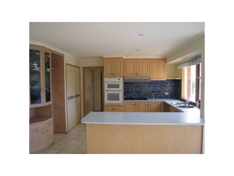 7 Brigantine Crt, Frankston VIC 3199