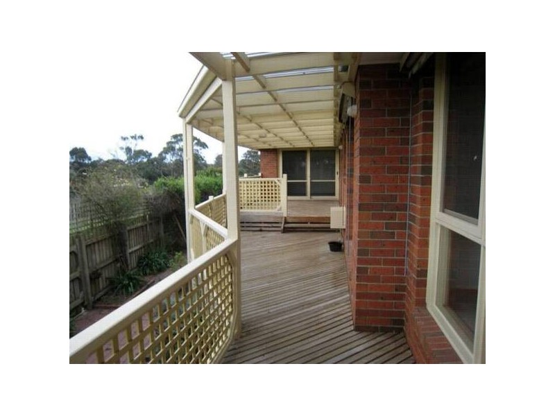 7 Brigantine Crt, Frankston VIC 3199