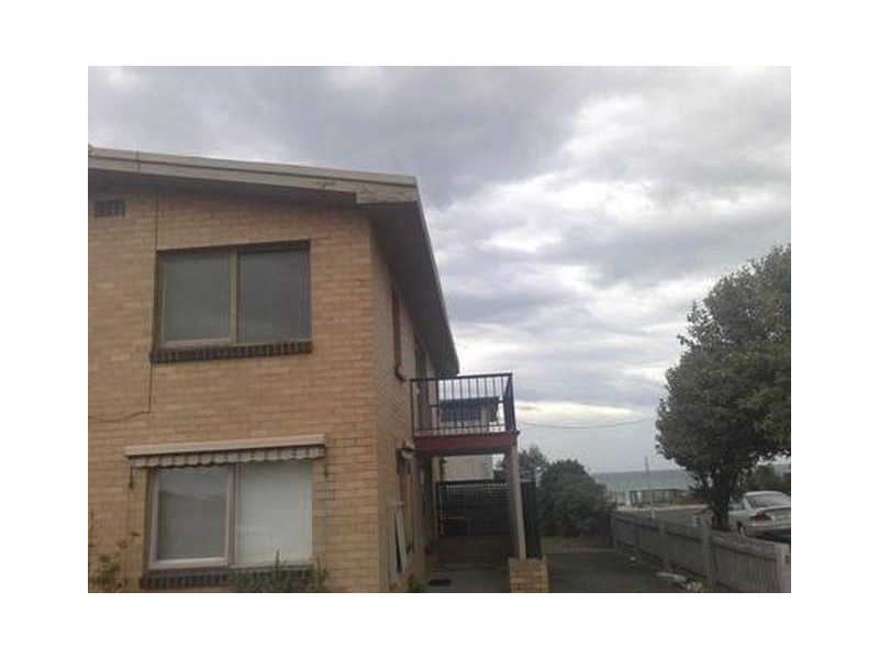 2/8 BANK ROAD, Edithvale VIC 3196