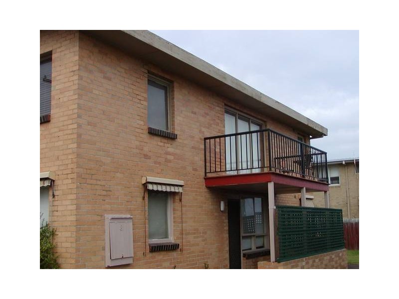 2/8 BANK ROAD, Edithvale VIC 3196