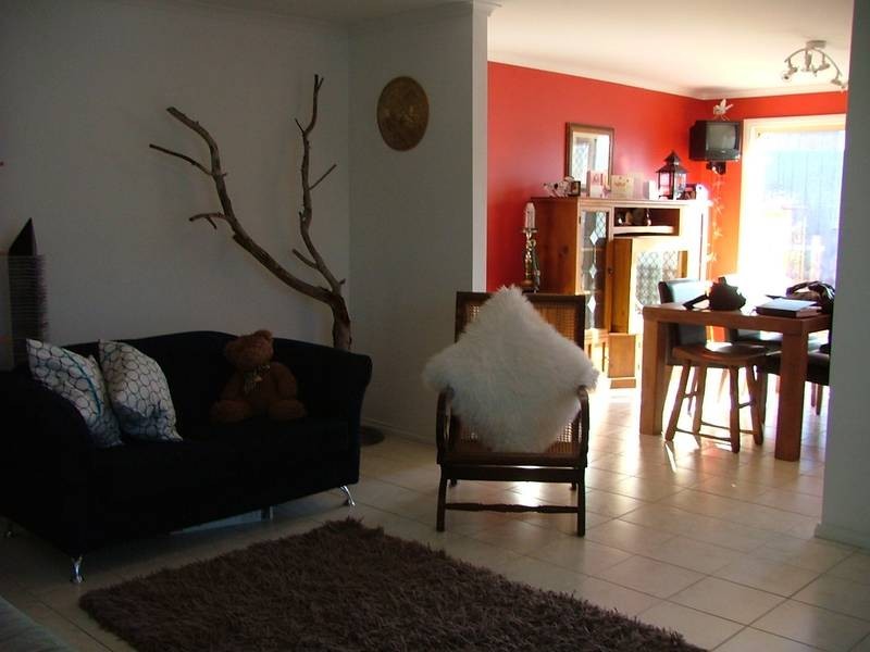 2/7 EAST ROAD, Seaford VIC 3198