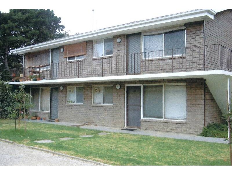 10/2-4 SALMON STREET, Mentone VIC 3194