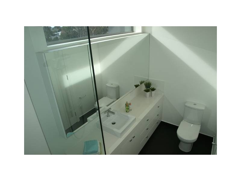 48b HERBERT STREET, Parkdale VIC 3195