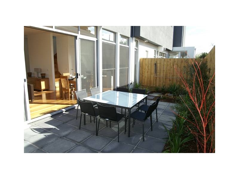 48b HERBERT STREET, Parkdale VIC 3195