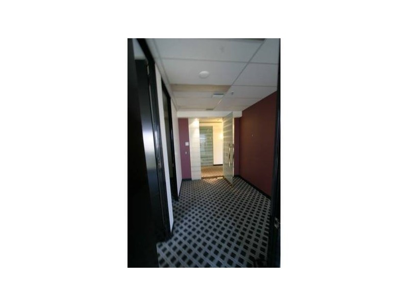 1004/1 QUEENS ROAD, Melbourne VIC 3004