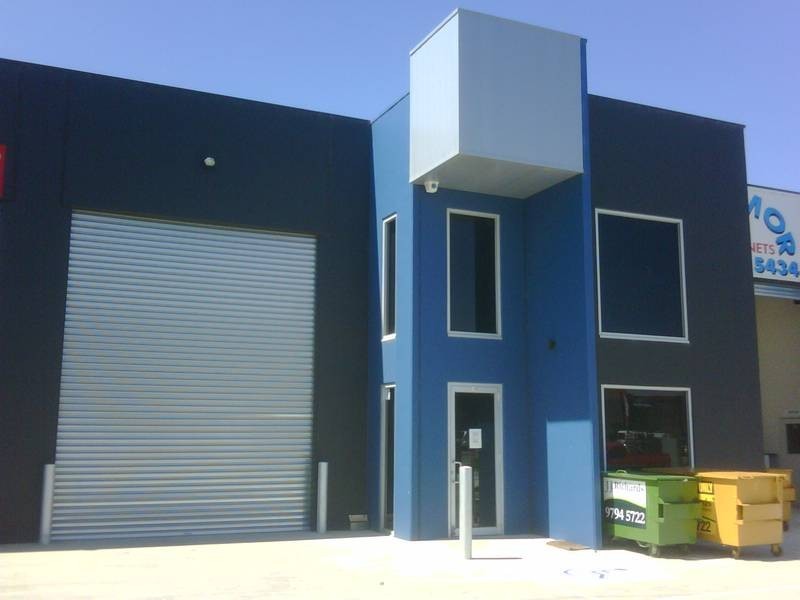 2/90 BRUNEL ROAD, Seaford VIC 3198