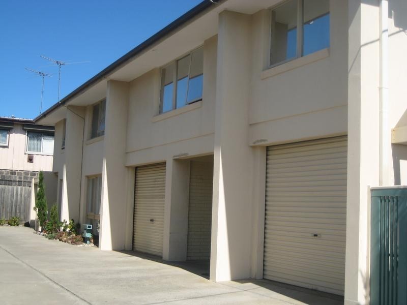 5/16 WILLIAMS GROVE, Bonbeach VIC 3196