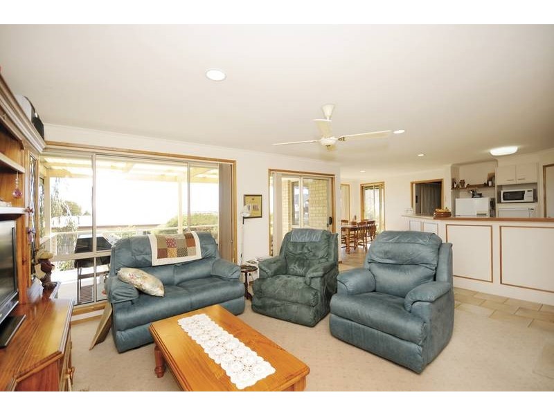 4 Catherine Close, Portarlington VIC 3223